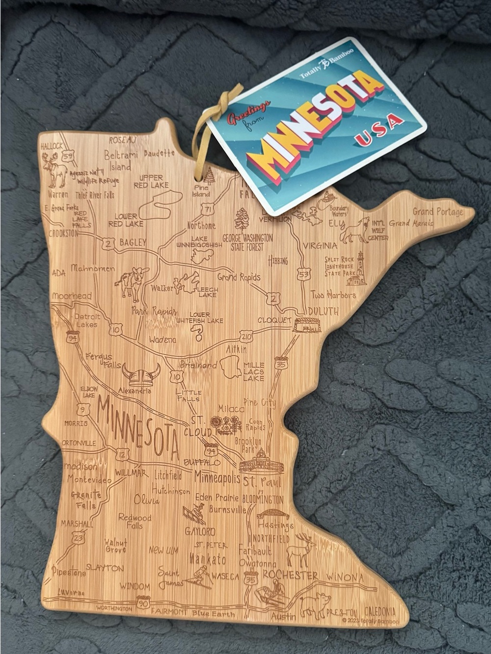 Minnesota Bamboo State Cutting Board with Engraved Map